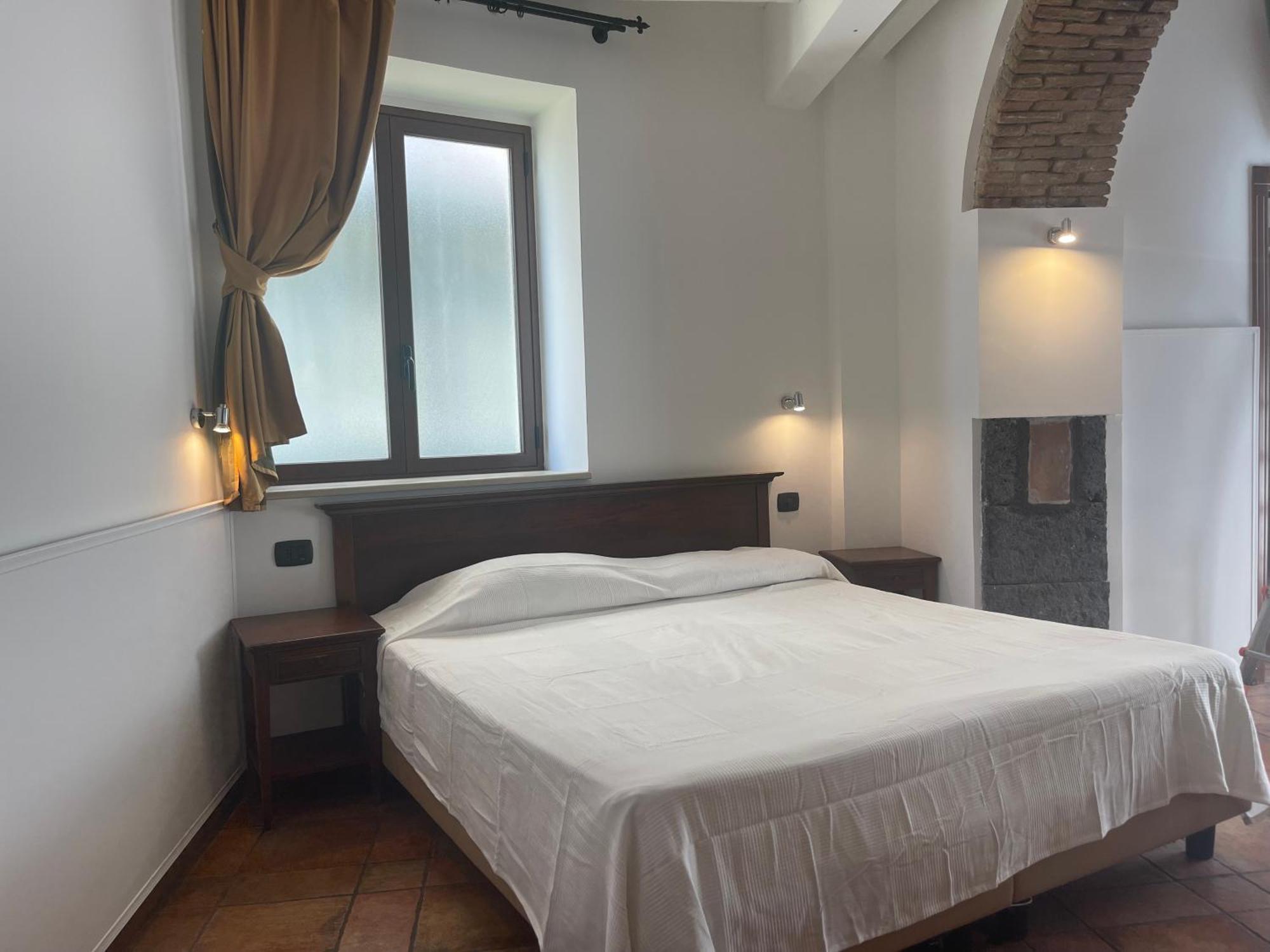 Hotel Capomulini 3 Stelle Acireale Exterior photo